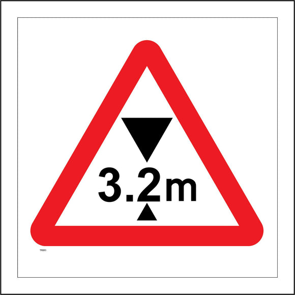 TR083 3.2M Max Height Sign with Triangle