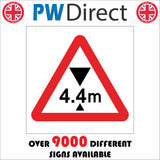 TR082 4.4M Max Height Sign with Triangle