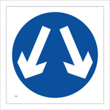 TR496 Pass Either Side Arrows Left Right Roadworks Construction Repair