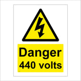 WS058 Danger 440 Volts Sign with Triangle Lightning Arrow
