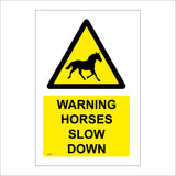 WS709 Warning Horses Slow Down Sign with Triangle Horse
