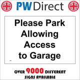TR907 Please Park Allowing Access To Garage