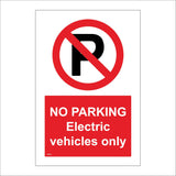 TR835 No Parking Electric Vehicles Only
