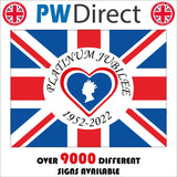 TR582 Platinum Jubilee Queen Heart 1952 2022 Red White Blue