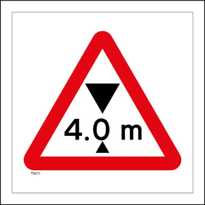 TR471 Triangle Height Restriction 4M